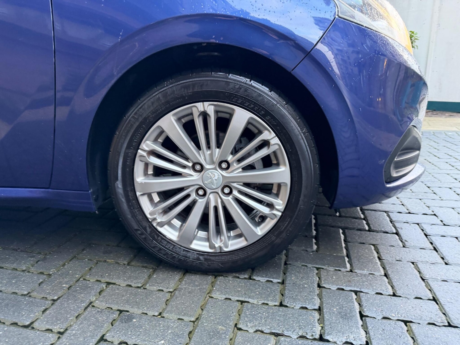 Used Peugeot 208 2017 for sale - 77468389: Photo 34