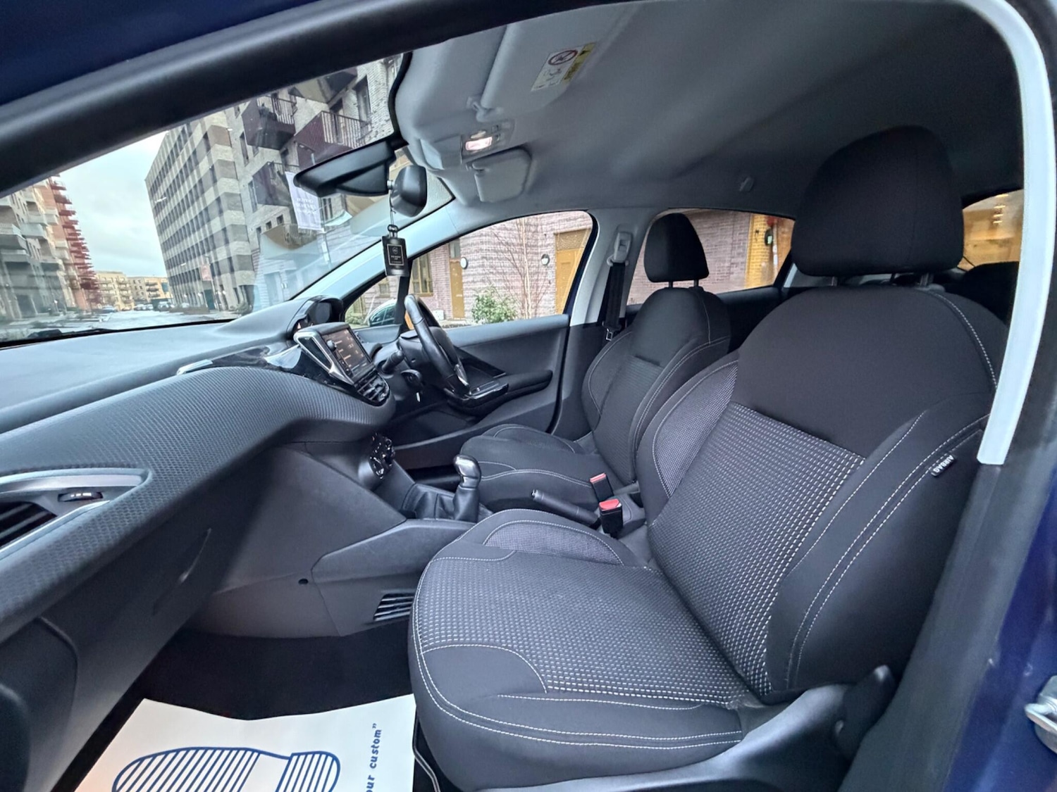 Used Peugeot 208 2017 for sale - 77468389: Photo 42