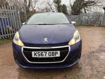 Used Peugeot 208 2017 for sale - 77468389: Photo