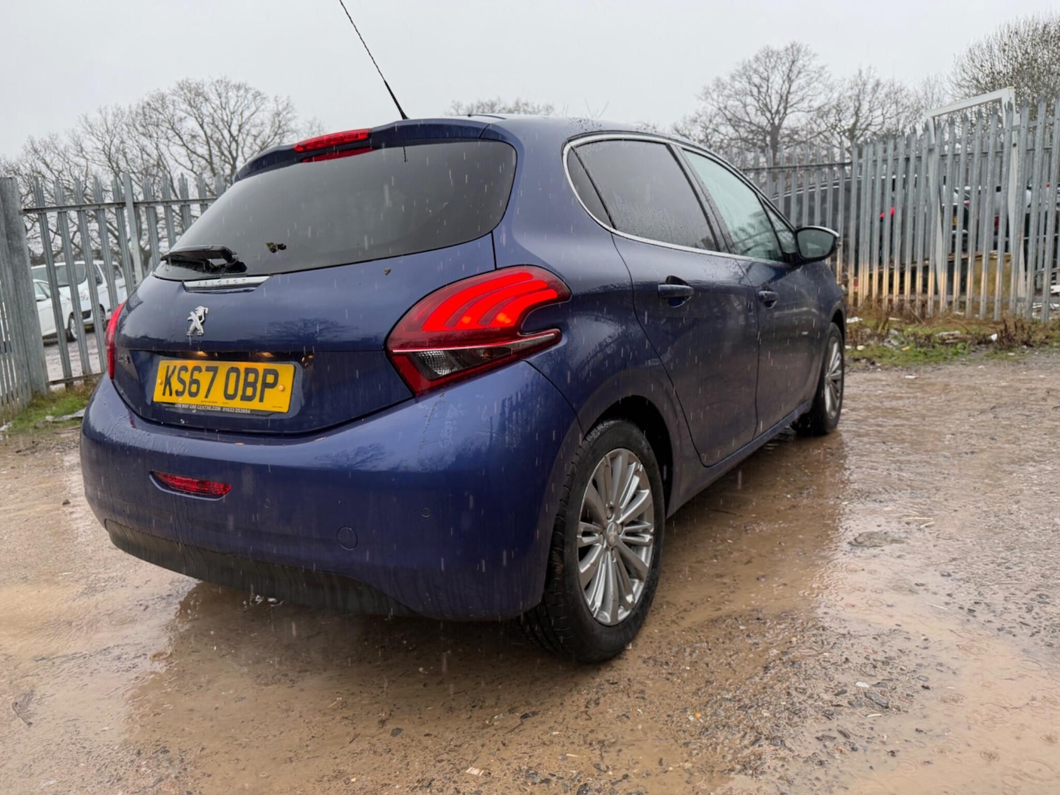 Used Peugeot 208 2017 for sale - 77468389: Photo 6