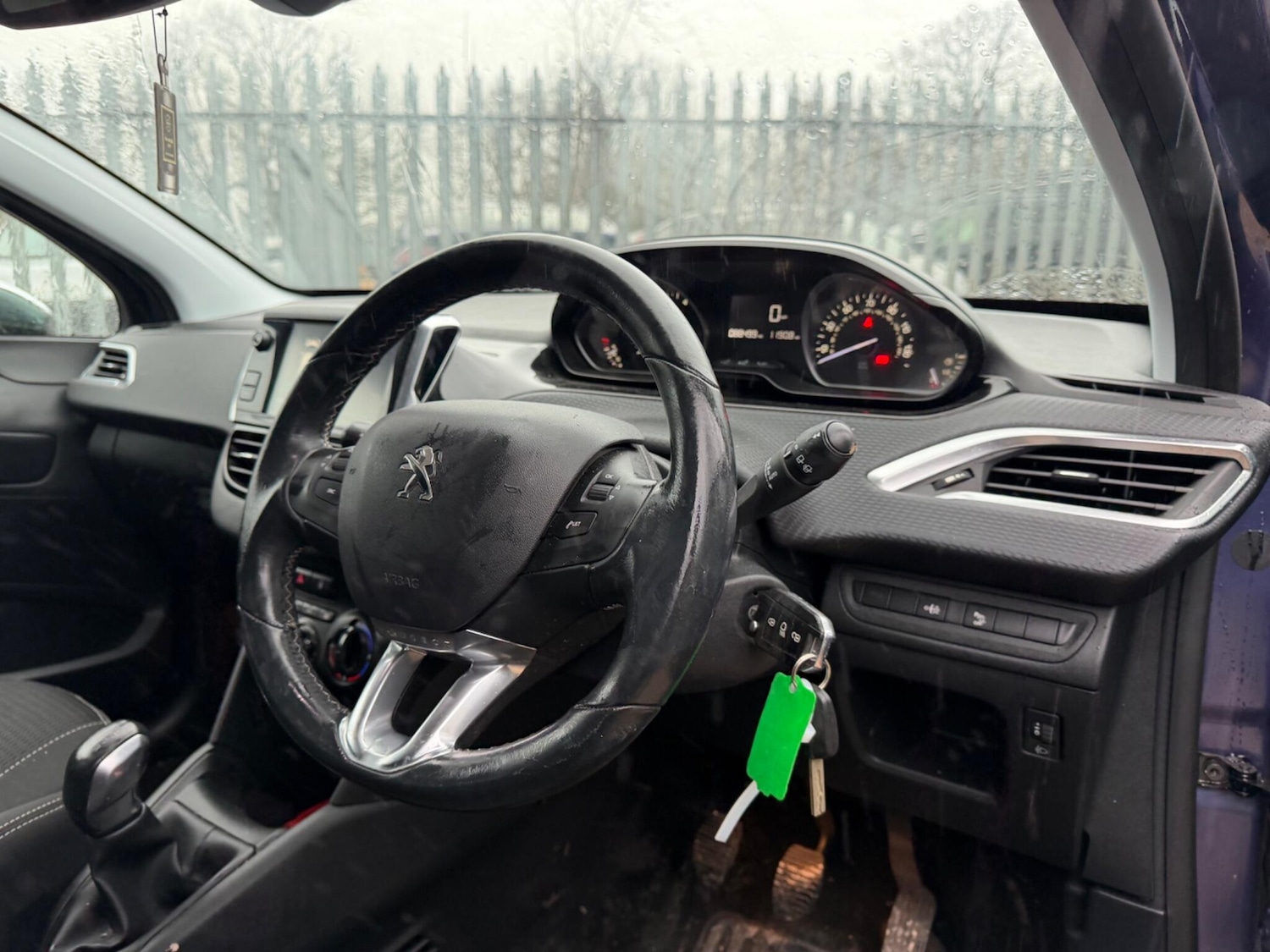 Used Peugeot 208 2017 for sale - 77468389: Photo 7