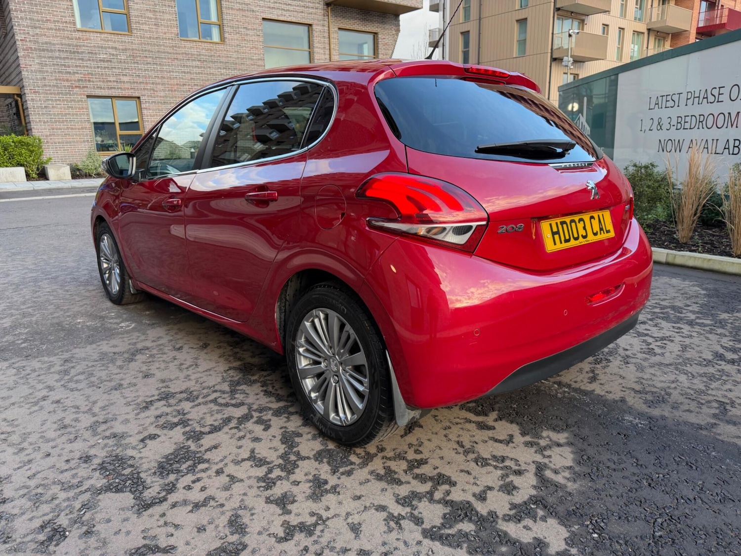 Used Peugeot 208 2016 for sale - 77359181: Photo 2