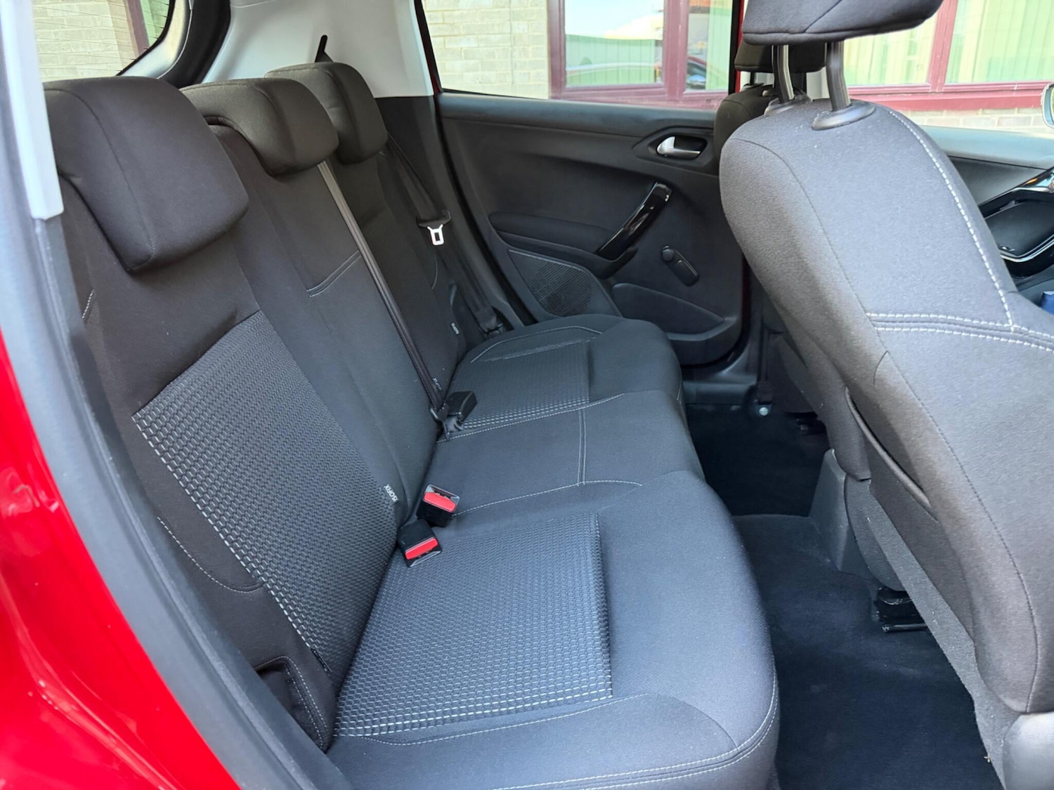 Used Peugeot 208 2016 for sale - 77359181: Photo 27