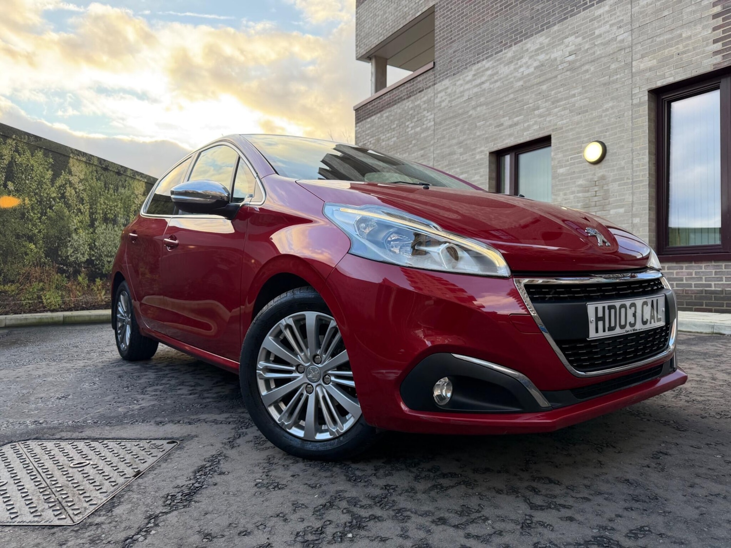Used Peugeot 208 2016 for sale - 77359181: Photo 8