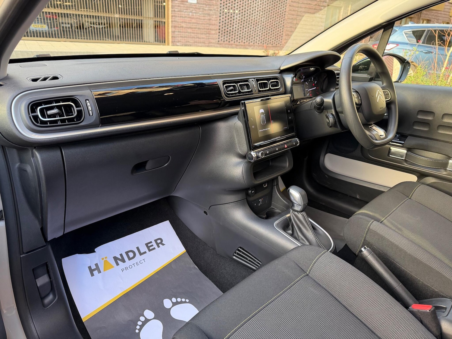 Used Citroen C3 2024 for sale - 76942633: Photo 3