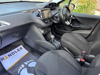 Used Peugeot 208 2016 for sale - 78855388: Photo