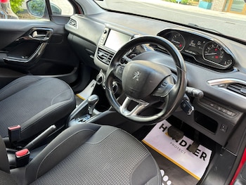 Used Peugeot 208 2016 for sale - 78855388: Photo