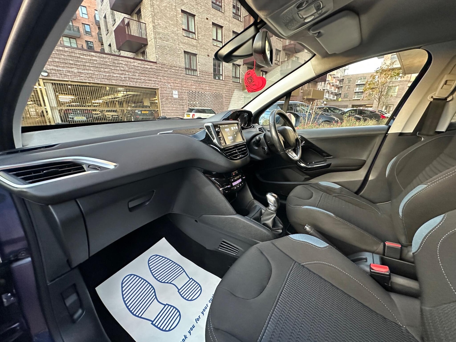 Used Peugeot 208 2015 for sale - 76608522: Photo 16