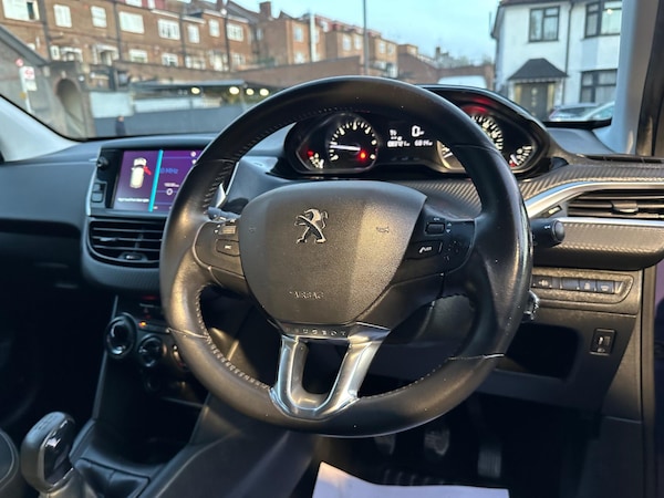 Used Peugeot 208 2017 for sale - 76175618: Photo 17