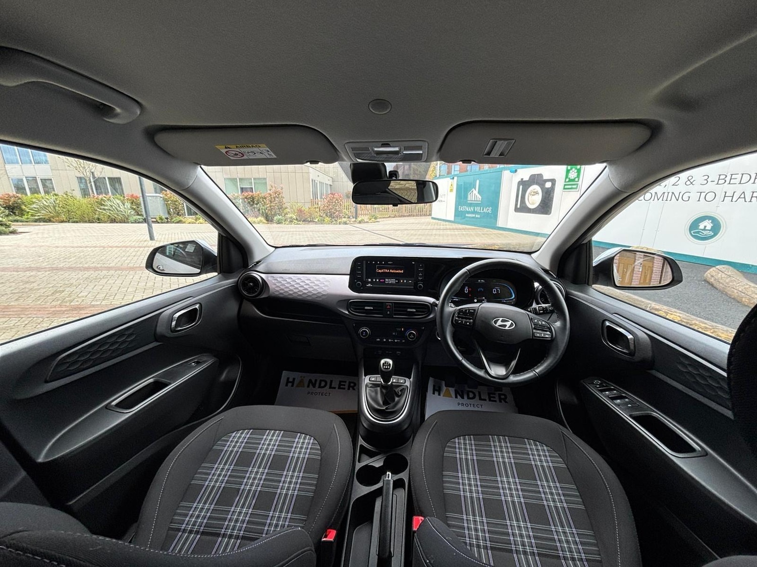 Used Hyundai i10 2024 for sale - 78086640: Photo 3