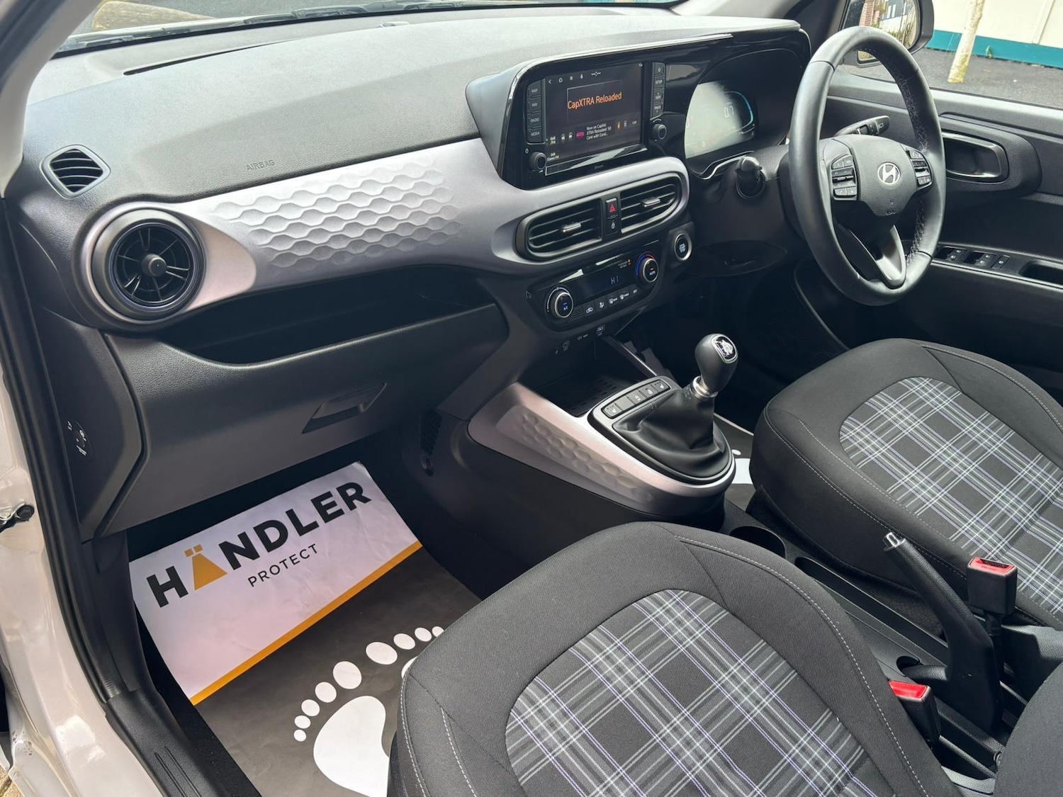 Used Hyundai i10 2024 for sale - 78086640: Photo 4