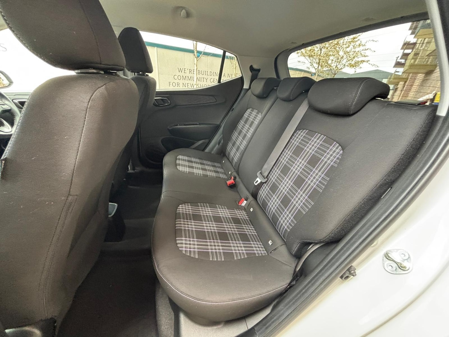 Used Hyundai i10 2024 for sale - 78086640: Photo 46