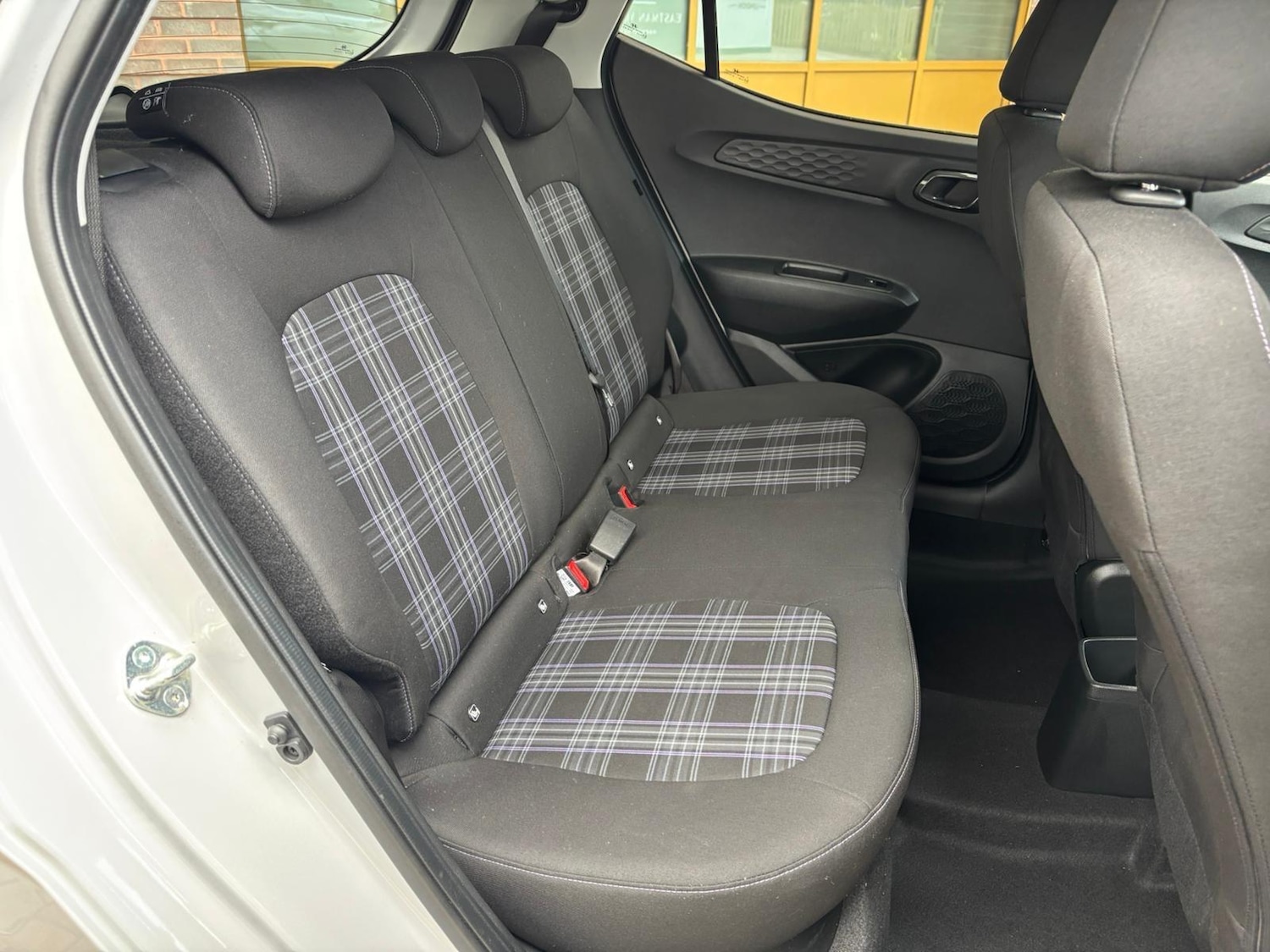 Used Hyundai i10 2024 for sale - 78086640: Photo 48