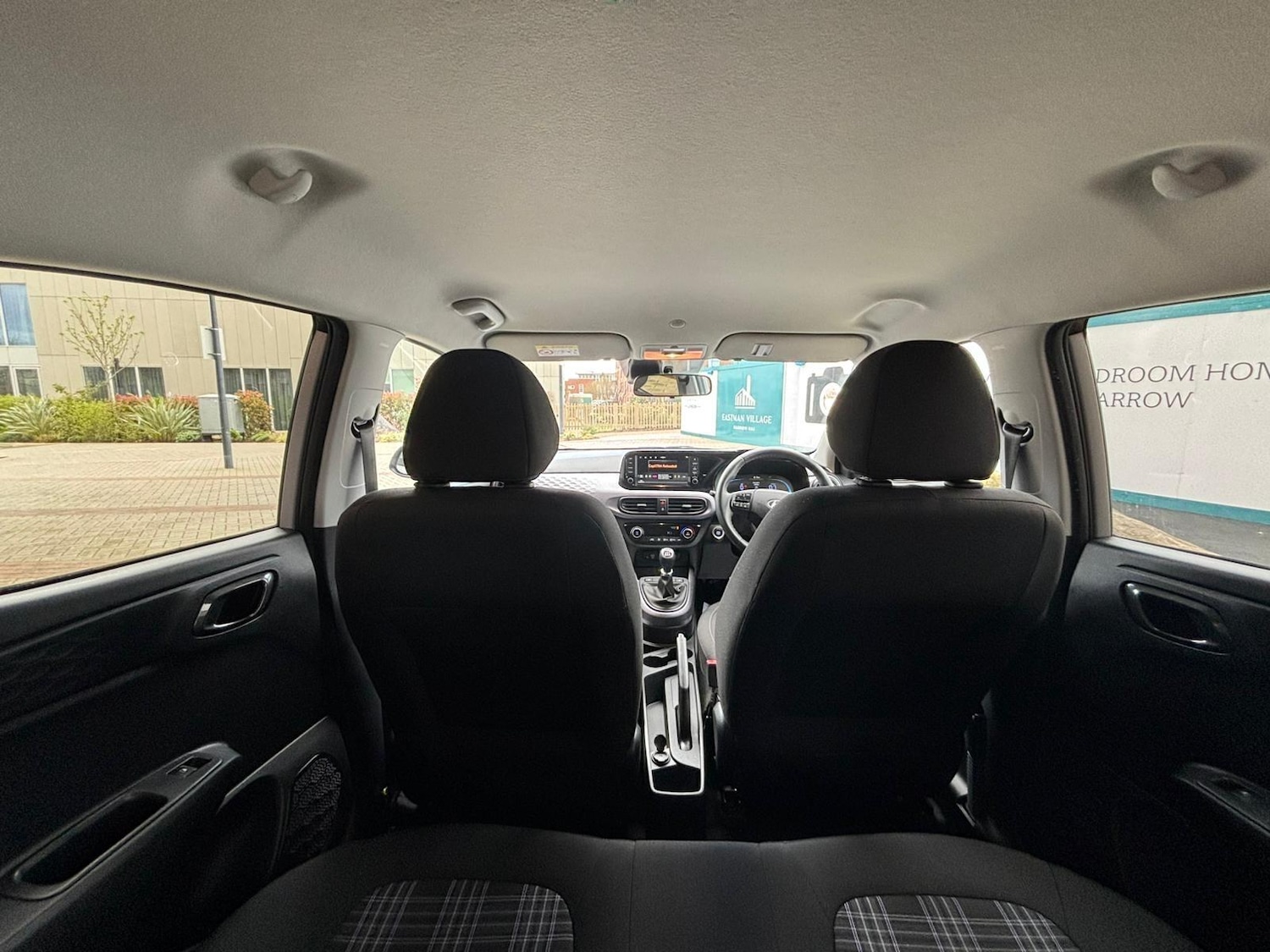 Used Hyundai i10 2024 for sale - 78086640: Photo 49