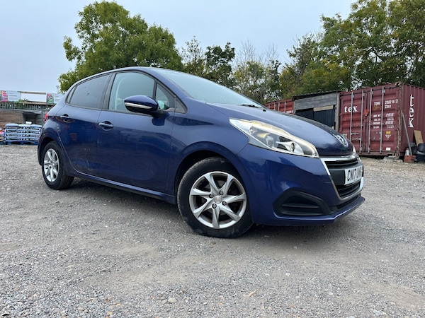 Used Peugeot 208 2017 for sale - 76270263: Photo 10