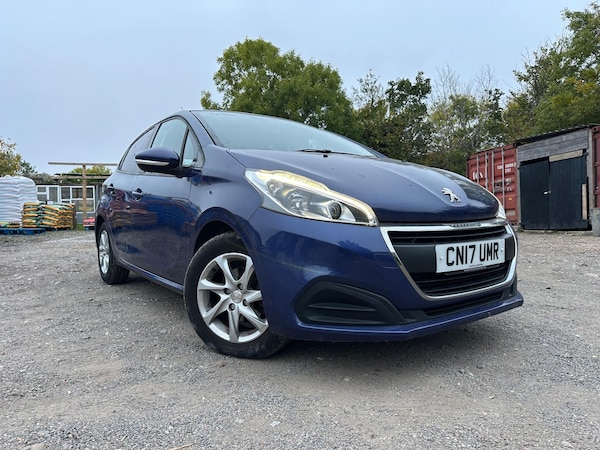 Used Peugeot 208 2017 for sale - 76270263: Photo 1