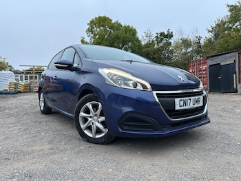Peugeot - 208
