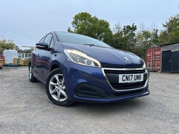 Used Peugeot 208 2017 for sale - 76270263: Photo 7