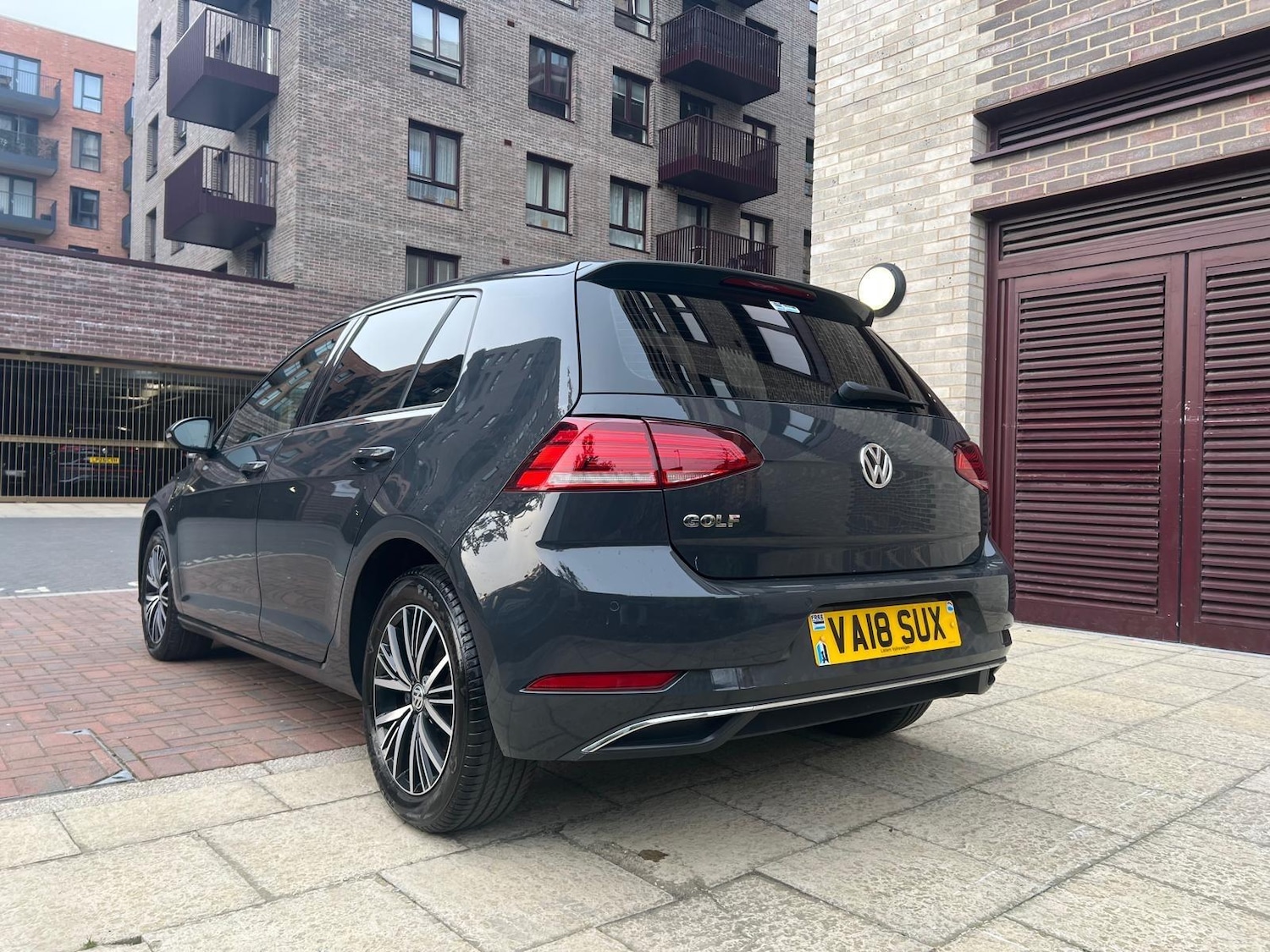 Used Volkswagen Golf 2018 for sale - 78007335: Photo 2