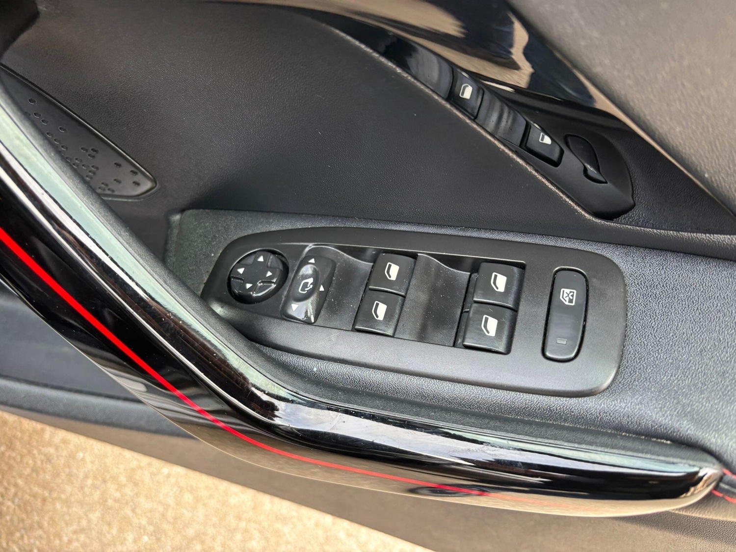 Used Peugeot 208 for sale - 77883154: Photo 52