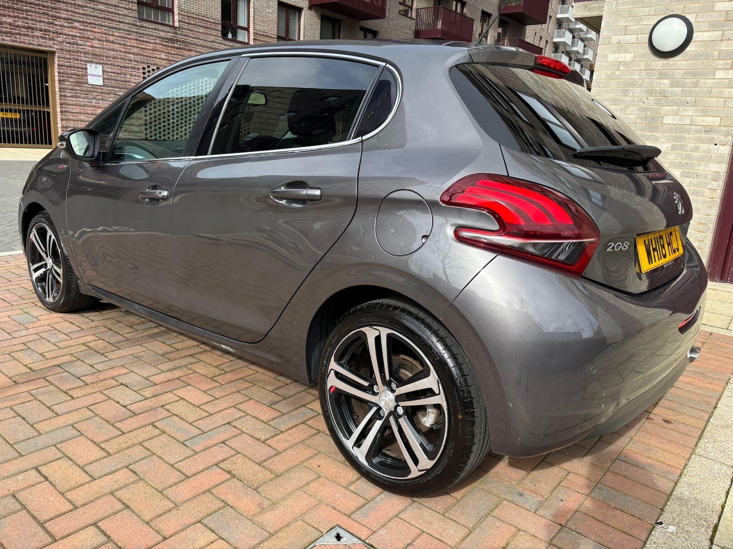 Used Peugeot 208 for sale - 77883154: Photo 8
