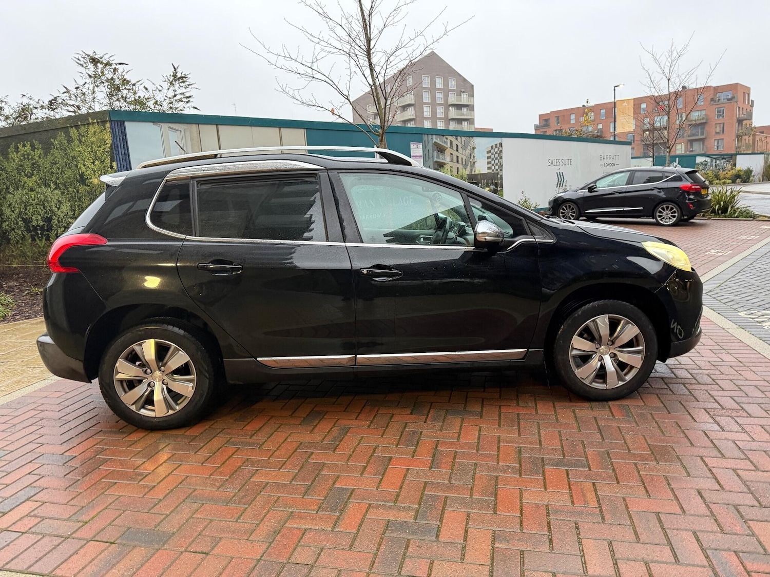 Used Peugeot 2008 2015 for sale - 76781949: Photo 14