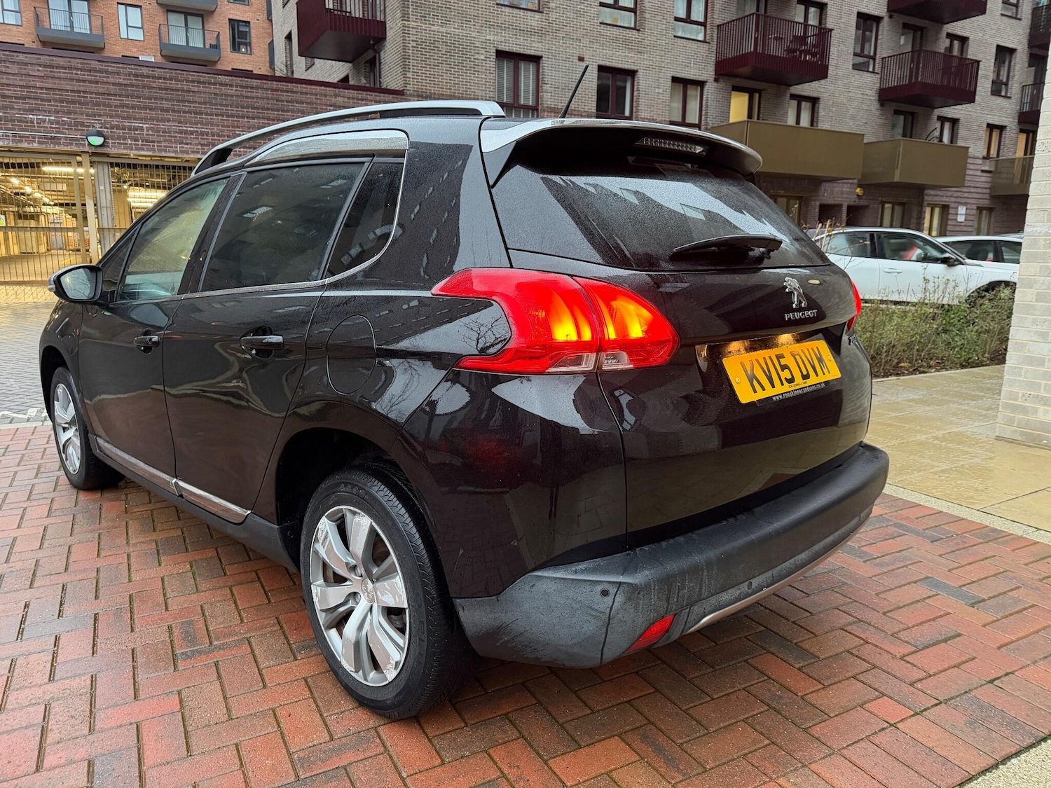 Used Peugeot 2008 2015 for sale - 76781949: Photo 2