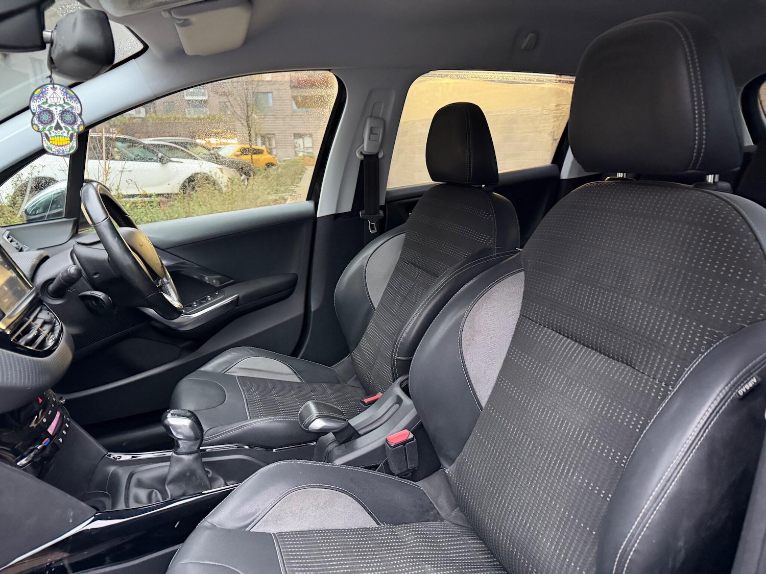 Used Peugeot 2008 2015 for sale - 76781949: Photo 20