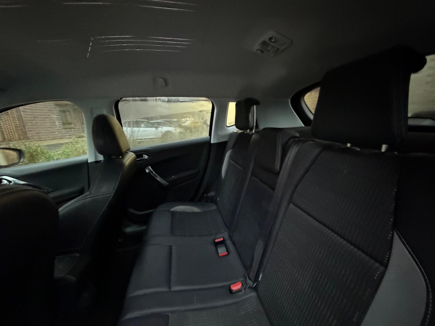 Used Peugeot 2008 2015 for sale - 76781949: Photo 22