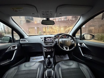 Used Peugeot 2008 2015 for sale - 76781949: Photo