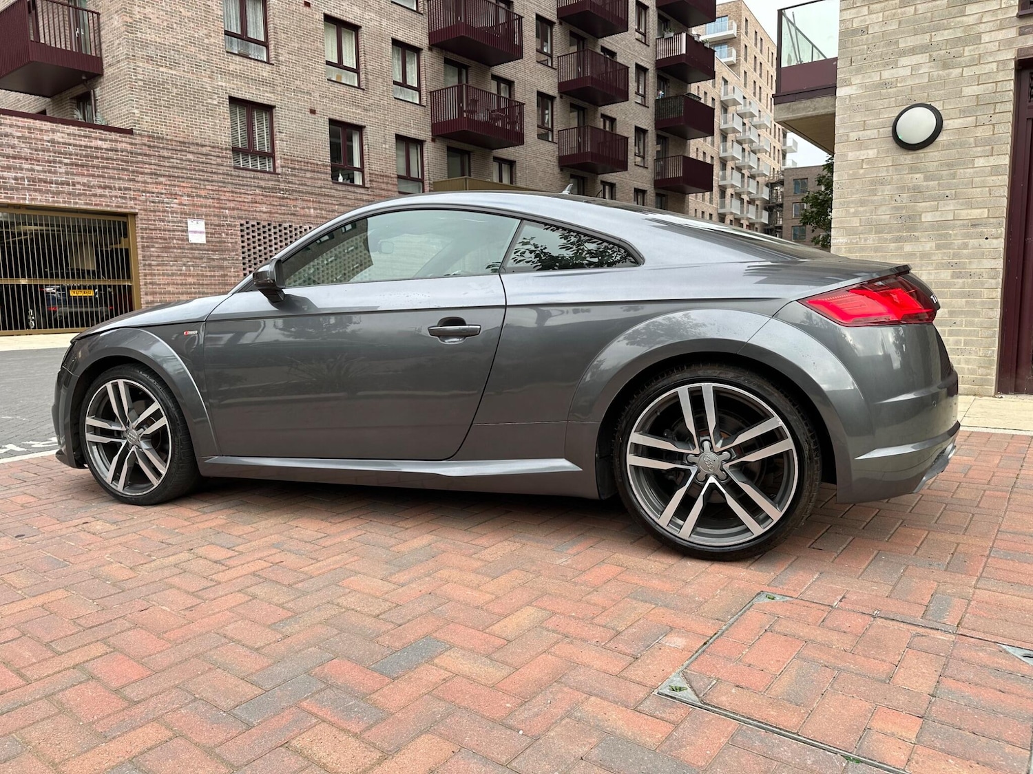 Used Audi TT 2015 for sale - 76306830: Photo 23