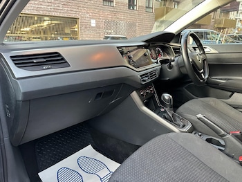 Used Volkswagen Polo 2021 for sale - 76666973: Photo