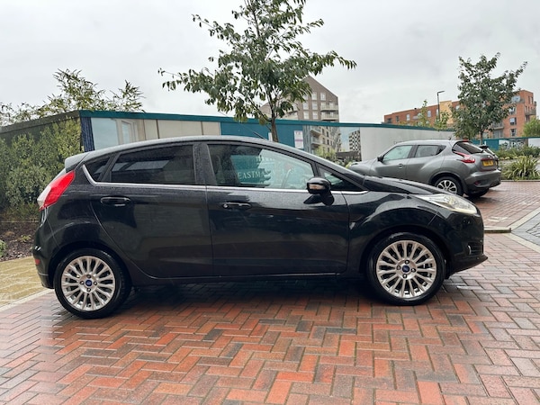 Used Ford Fiesta 2015 for sale - 76167419: Photo 13
