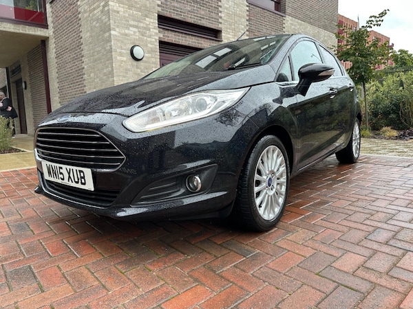 Used Ford Fiesta 2015 for sale - 76167419: Photo 5