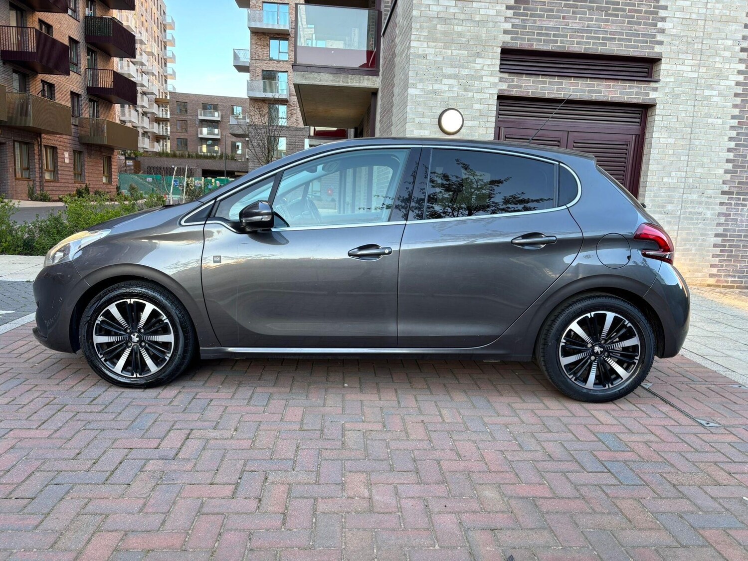 Used Peugeot 208 2019 for sale - 77977972: Photo 25
