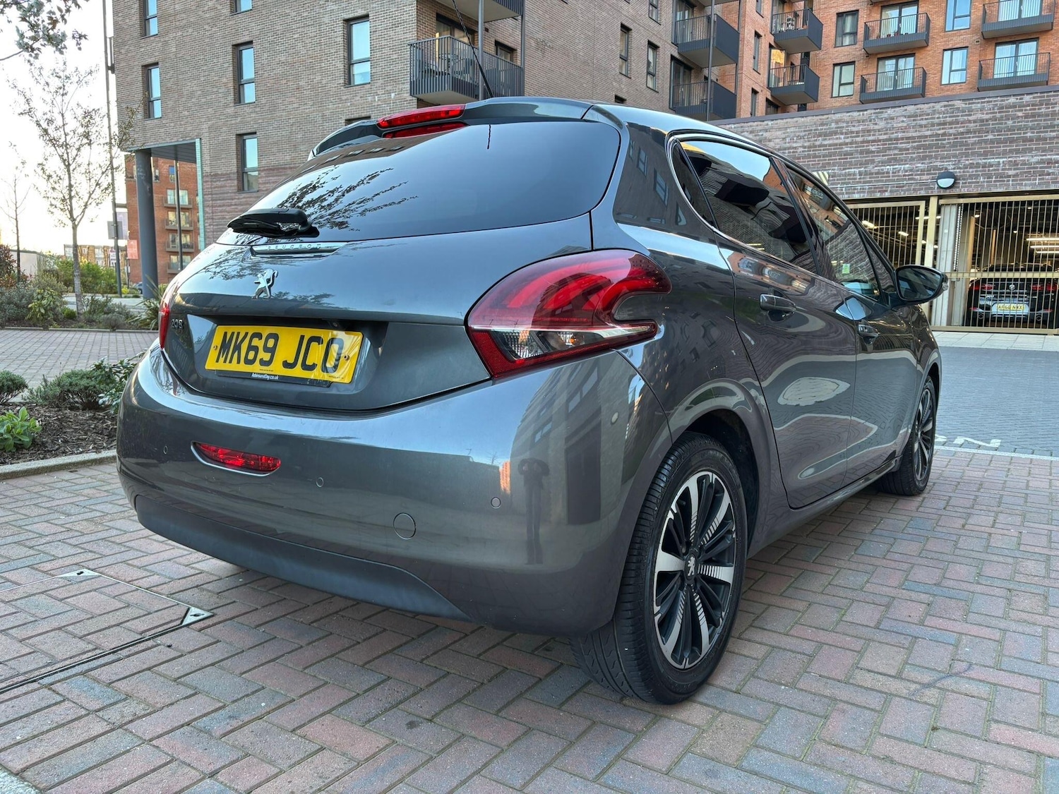 Used Peugeot 208 2019 for sale - 77977972: Photo 32