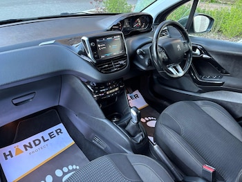 Used Peugeot 208 2019 for sale - 77977972: Photo