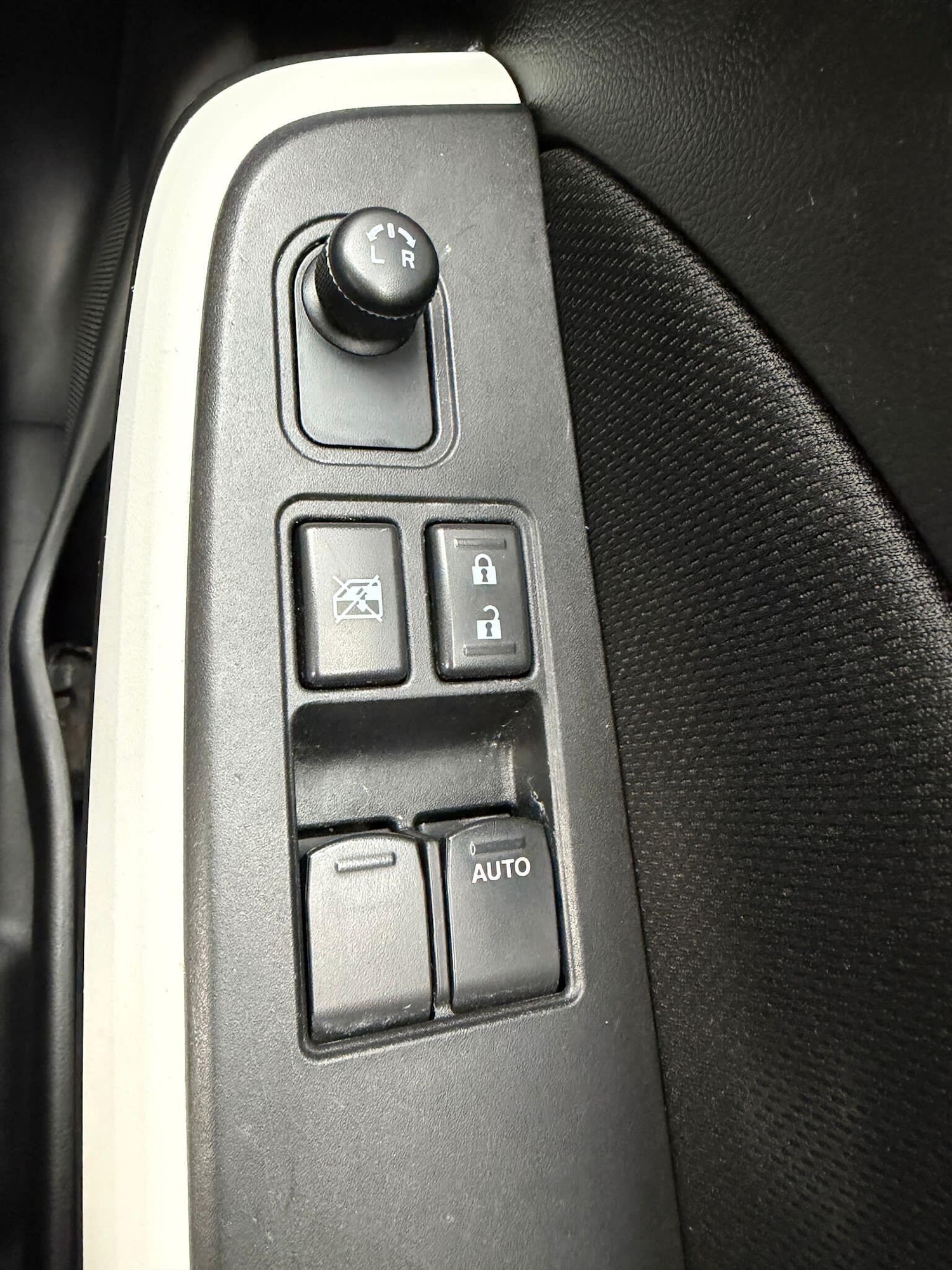 Used Suzuki Swift 2021 for sale - 77550595: Photo 21