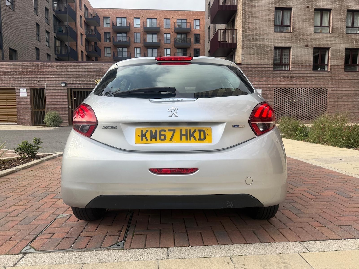 Used Peugeot 208 2017 for sale - 76457132: Photo 11