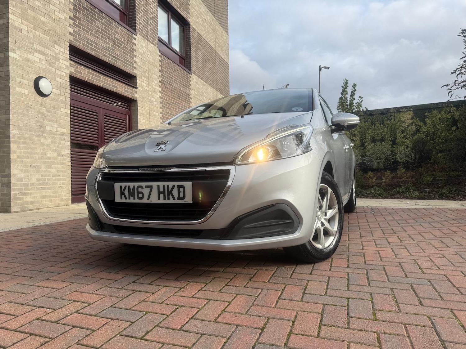 Used Peugeot 208 2017 for sale - 76457132: Photo 18