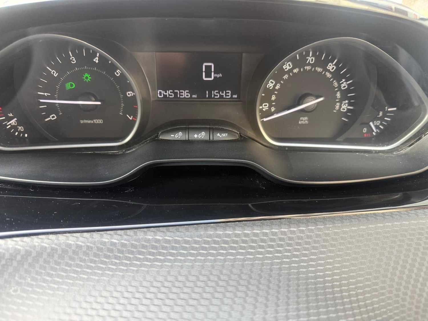 Used Peugeot 208 2017 for sale - 76457132: Photo 20