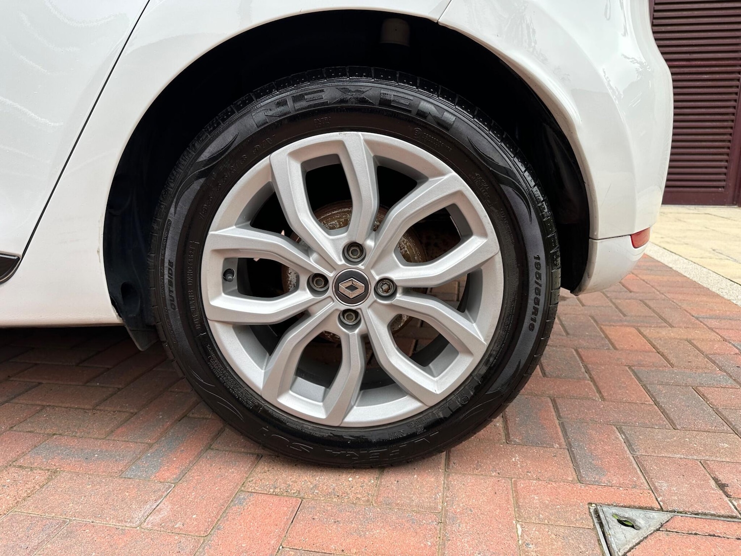 Used Renault Clio 2017 for sale - 76702063: Photo 21