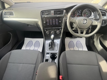 Used Volkswagen Golf 2018 for sale - 76499211: Photo