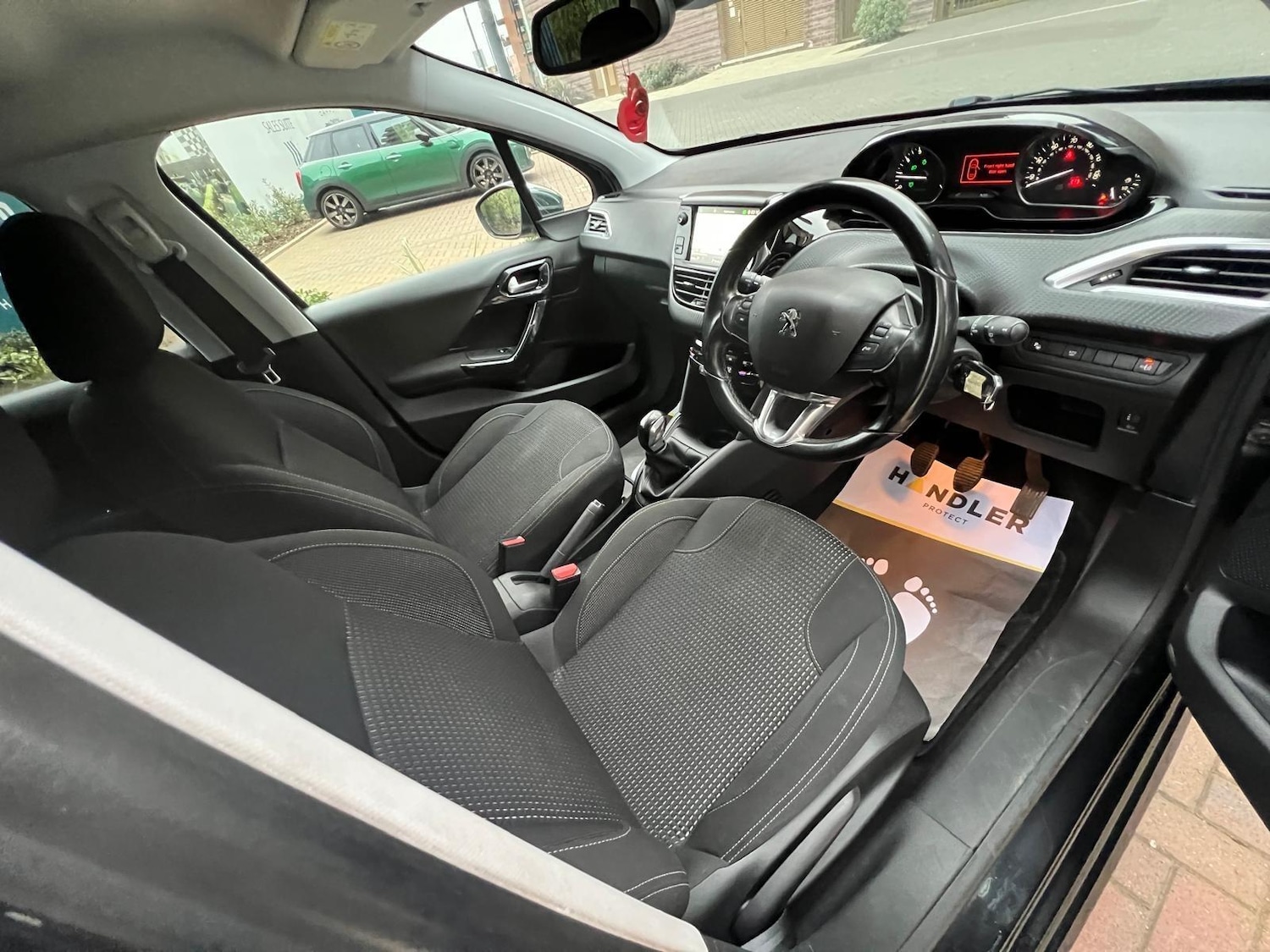 Used Peugeot 208 for sale - 77067198: Photo 18