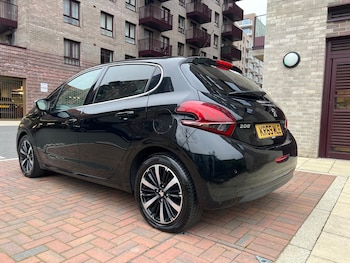 Used Peugeot 208 2019 for sale - 77067198: Photo