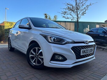 Used Hyundai i20 2020 for sale - 77940386: Photo