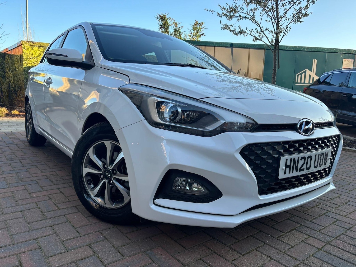 Used Hyundai i20 2020 for sale - 77940386: Photo 4