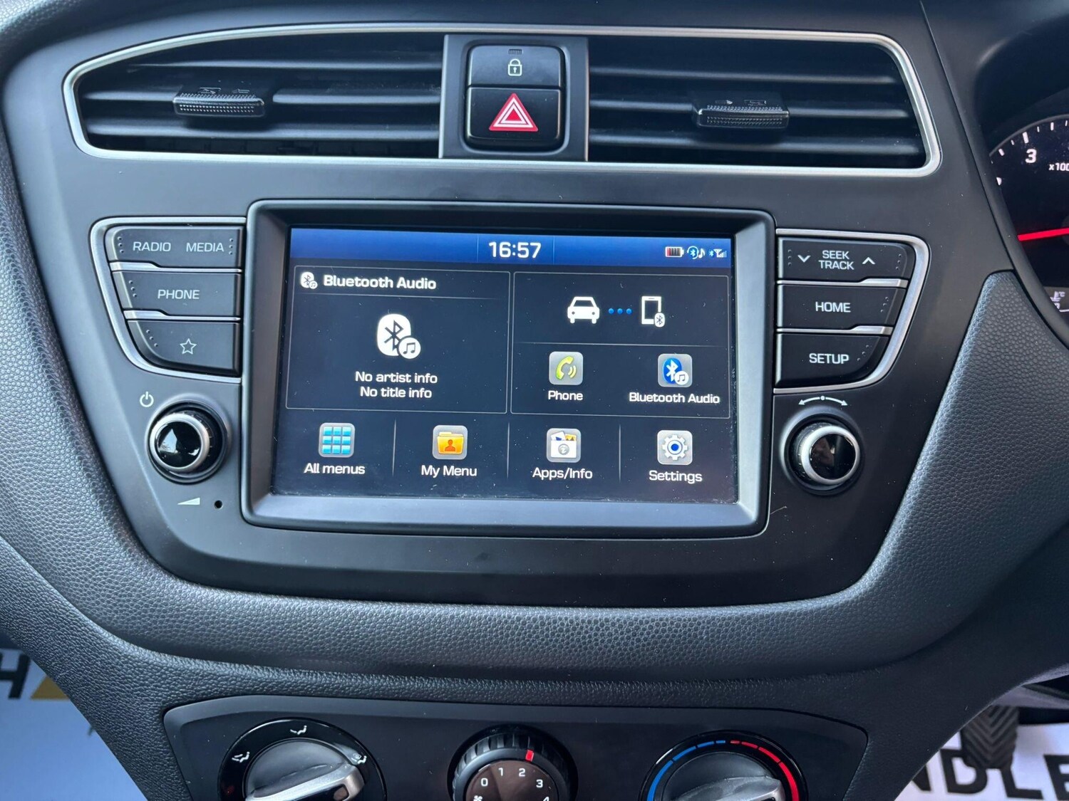 Used Hyundai i20 2020 for sale - 77940386: Photo 54