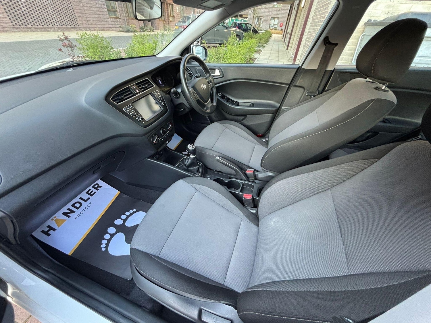 Used Hyundai i20 2020 for sale - 77940386: Photo 56