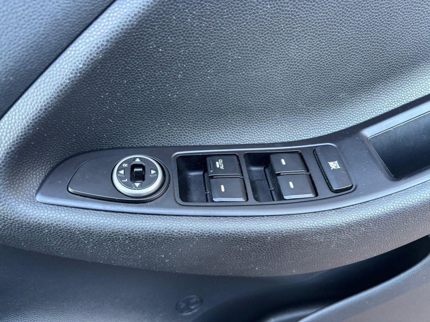 Used Hyundai i20 2020 for sale - 77940386: Photo 59